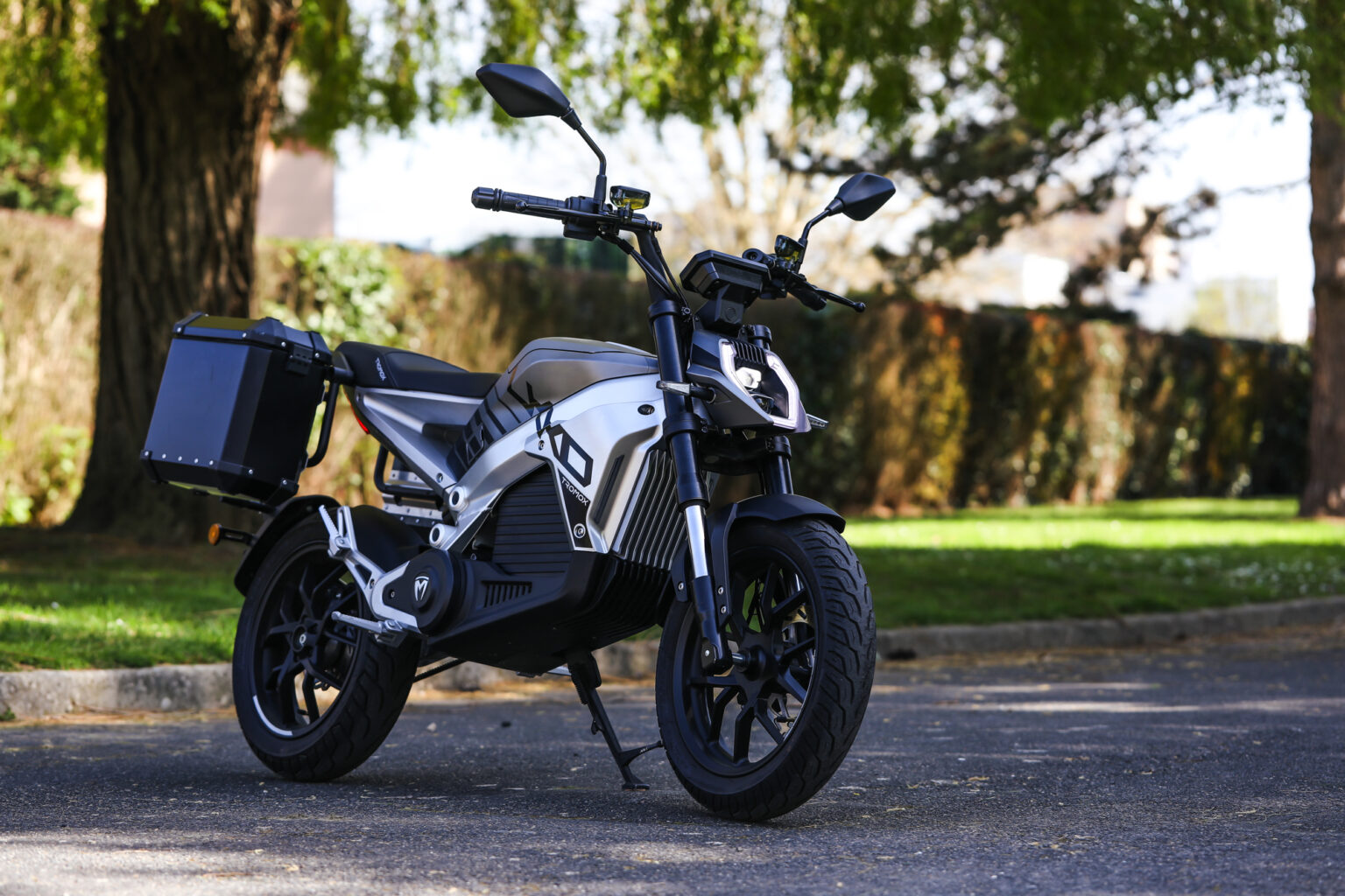 Essai Tromox Ukko S une mini moto électrique 125 originale au quotidien