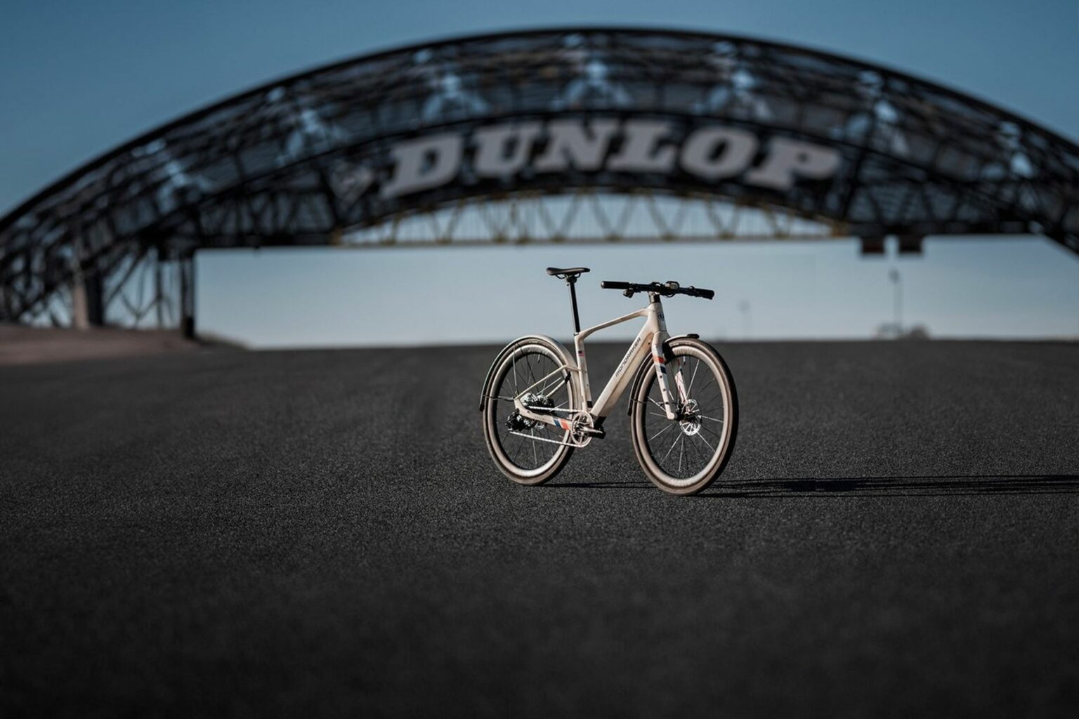 Mondraker Dusty X Gulf vélo électrique
