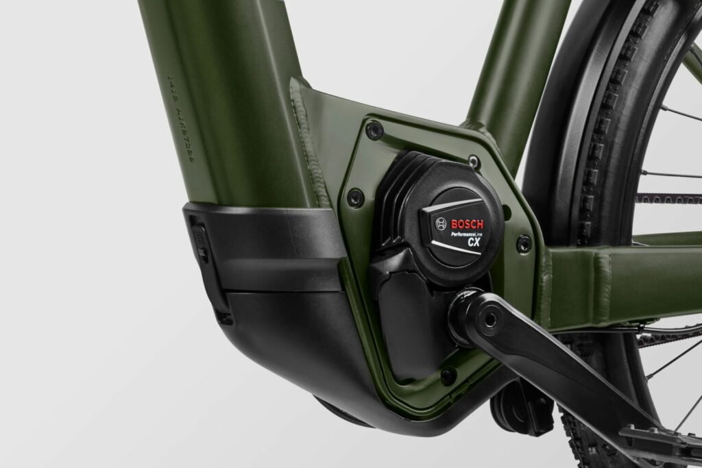 Le moteur Bosch Performance Line CX du Pathlite:ON 8 SUV step-through développe 85 Nm de couple