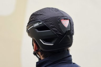 Essai Abus Pedelec 2 casque vélo feu housse pluie