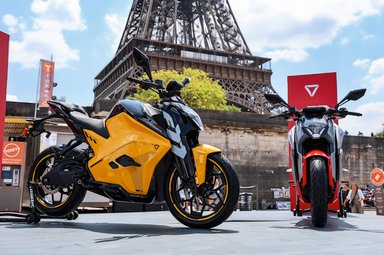 Ultraviolette F77 SuperStreet à Paris