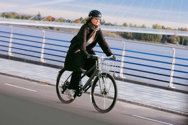 Vélo électrique urbain Pelago avec moteur Mahle X30 et design élégant