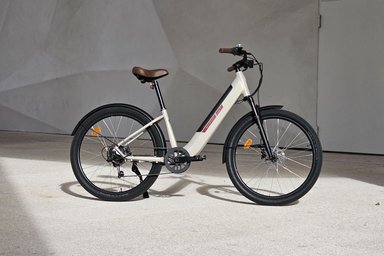Nakamura Crossover E gris, vélo électrique urbain testé par Cleanrider, vue de profil