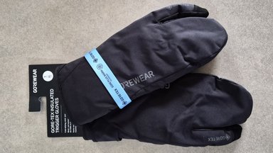 Gants Gorewear Gore-Tex isolés à 3 doigts pour le vélo en hiver