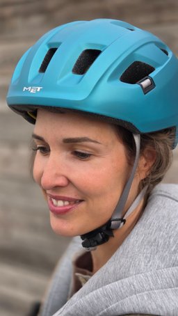 Détail avant du casque vélo Met E-Mob MIPS