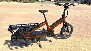 Vélo cargo Tarran L1S longtail avec béquille électrique et dashcam intégrée