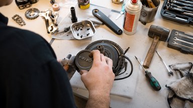 Virvolt lève 3 millions d'euros pour industrialiser la production de ses moteurs de vélos en France.