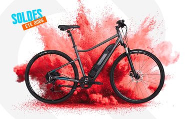 Riverside 500 E Decathlon VTC électrique noir et gris à 699,99 euros en promotion