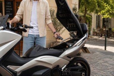 Tracker GPS Invoxia Pro Max avec batterie 6 mois d'autonomie et couverture 4G LTE-M mondiale