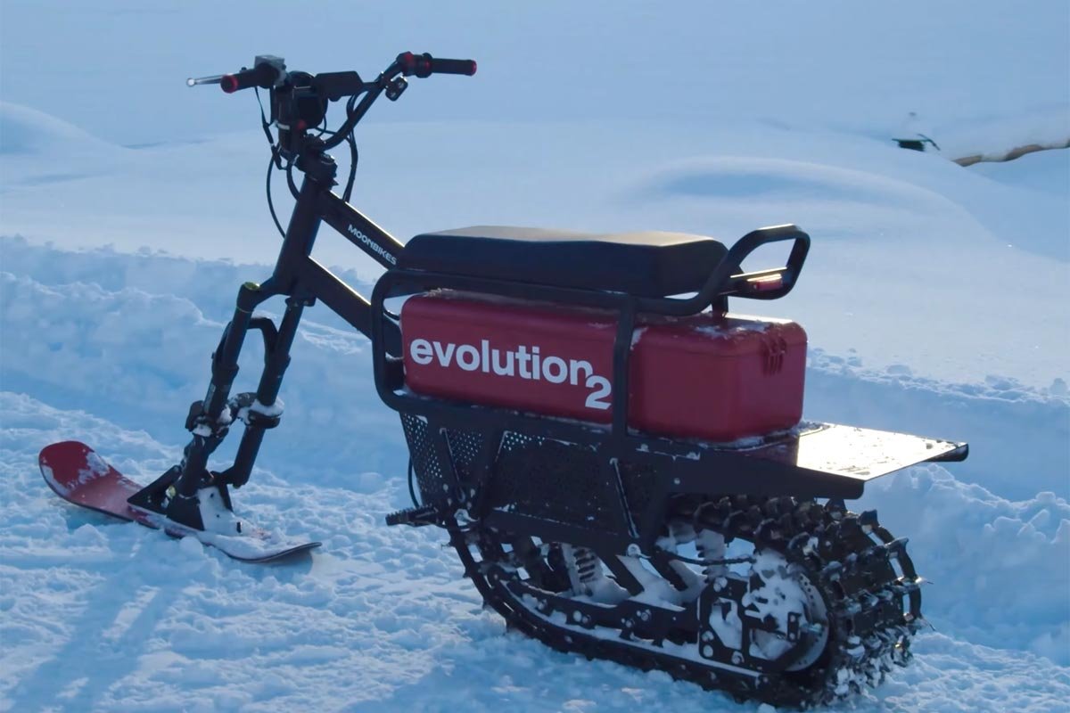 Scooter des neiges MoonBike