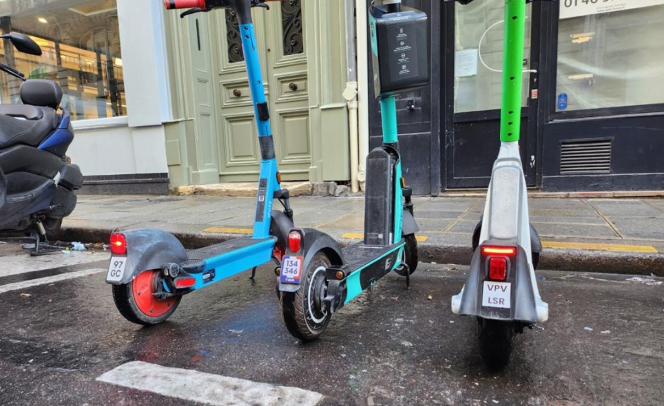 Paris : Dott, Lime et Tier annoncent 11 mesures pour renforcer la régulation des trottinettes partagées