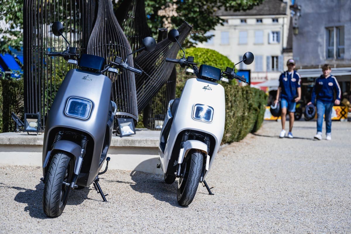 Scooter électrique Mash E-City