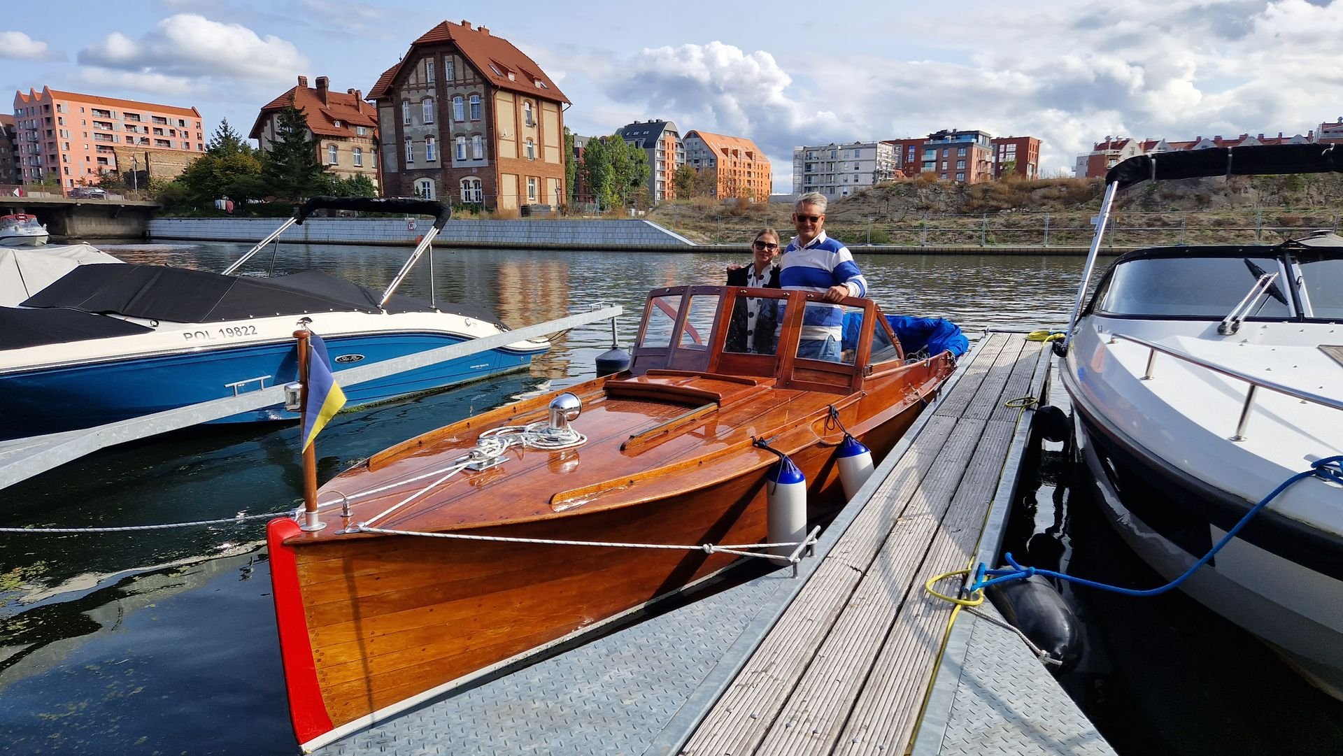 Bateau électrique batteries trottinettes Dott