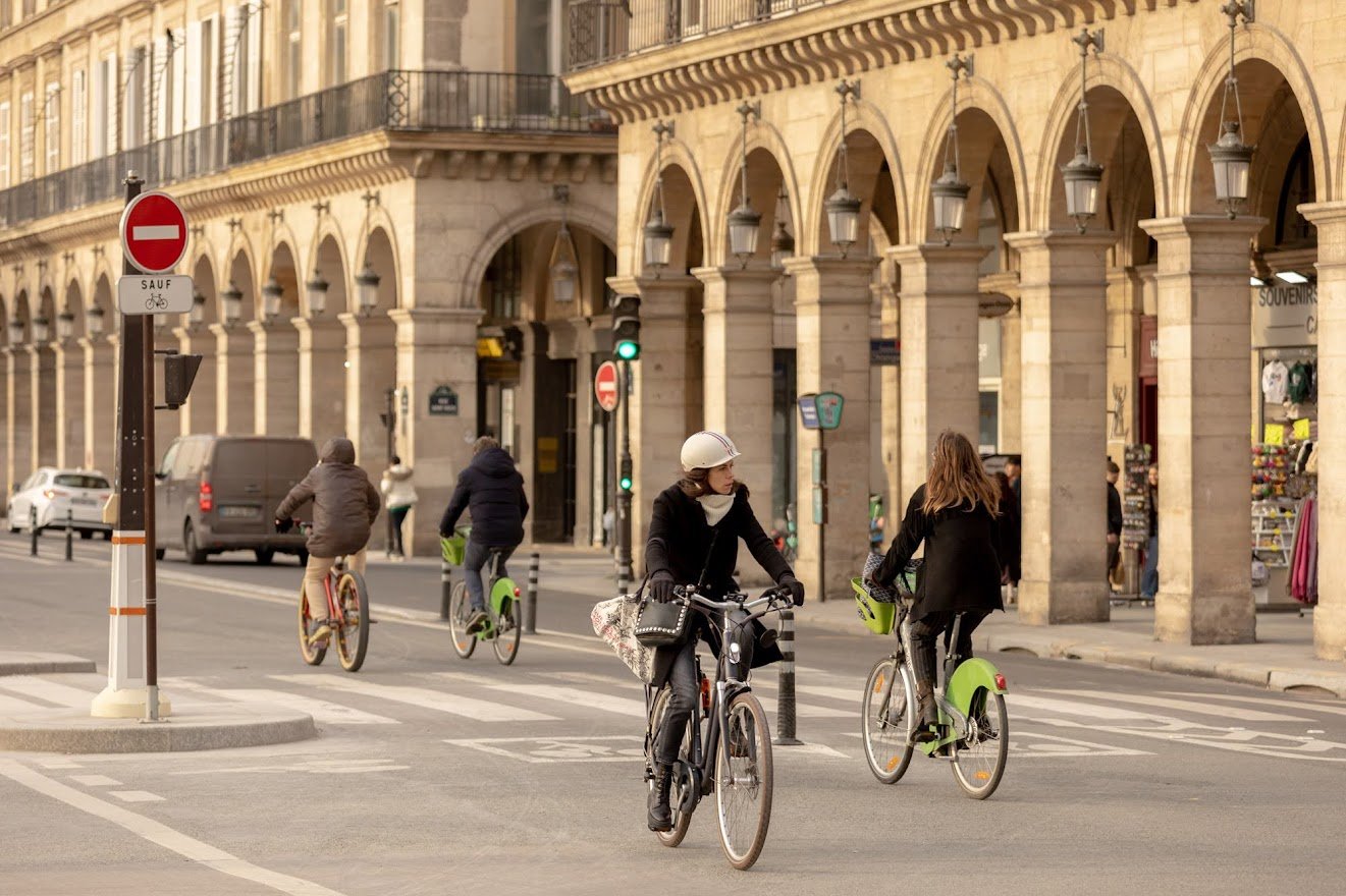 Piste cyclable rue de Rivoli