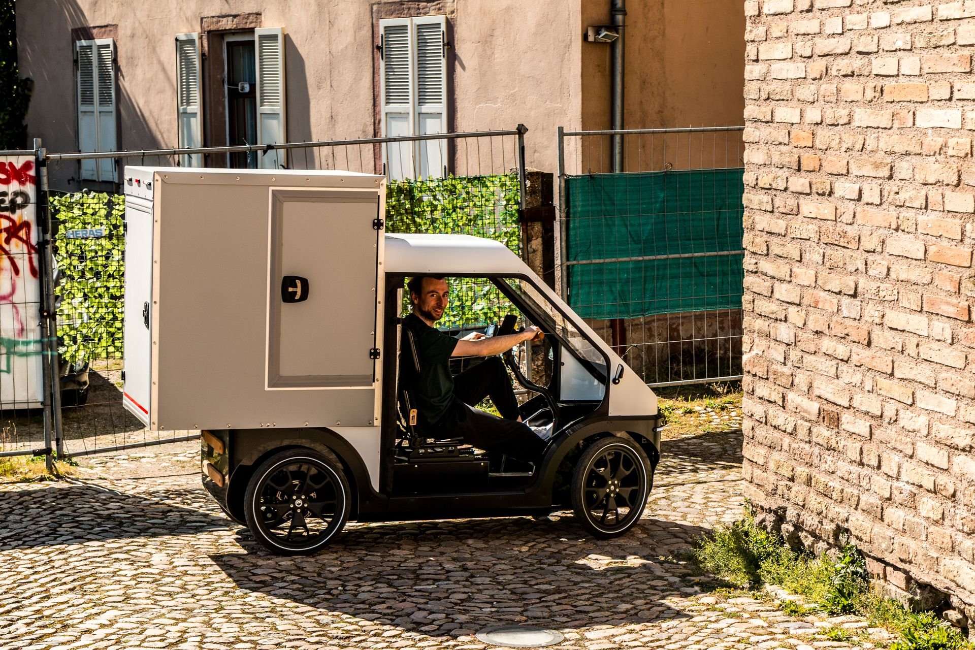 Karbikes Koli véhicule intermédiaire utilitaire