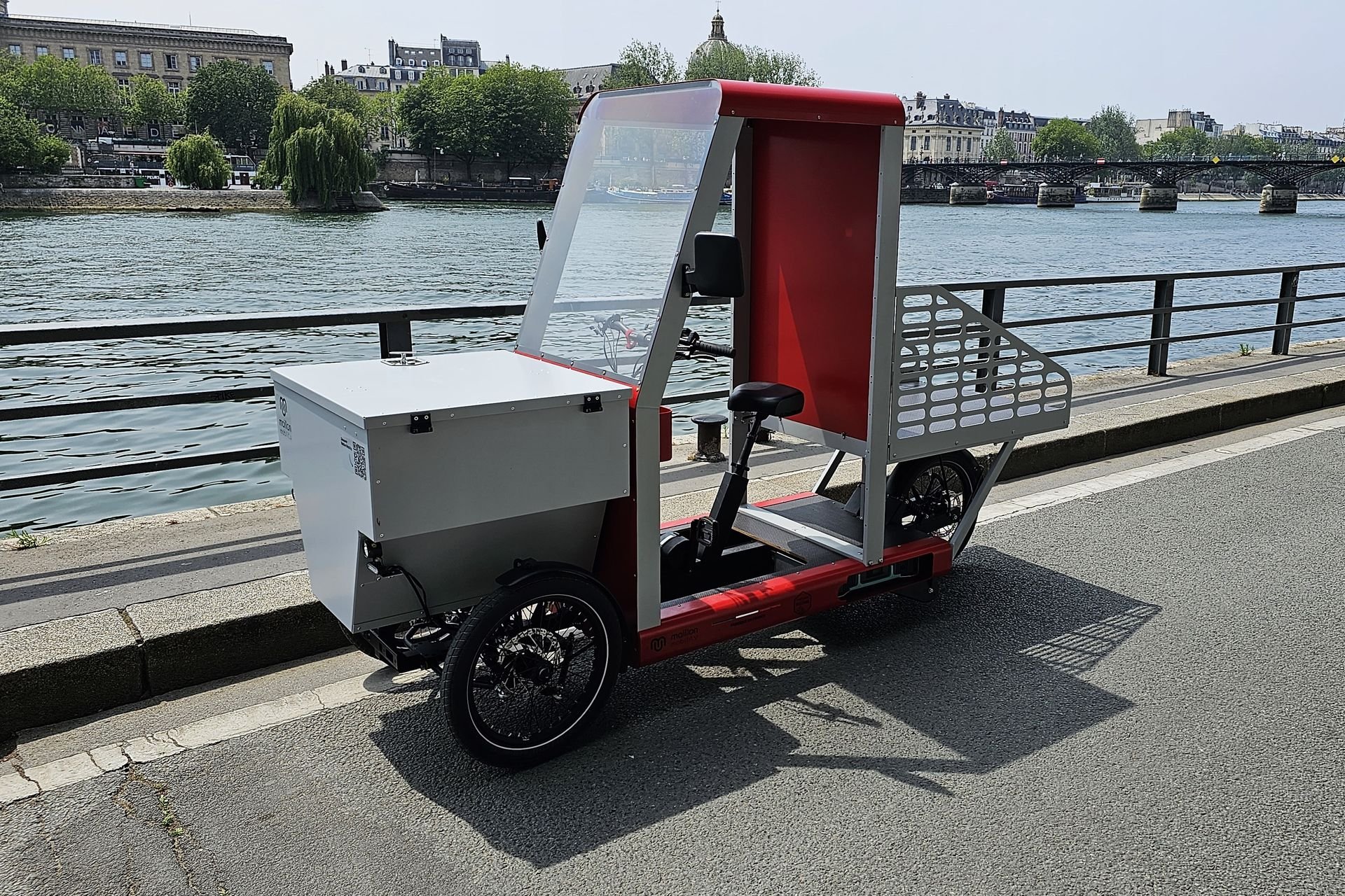 Maillon Mobility véhicule intermédiaire Paris