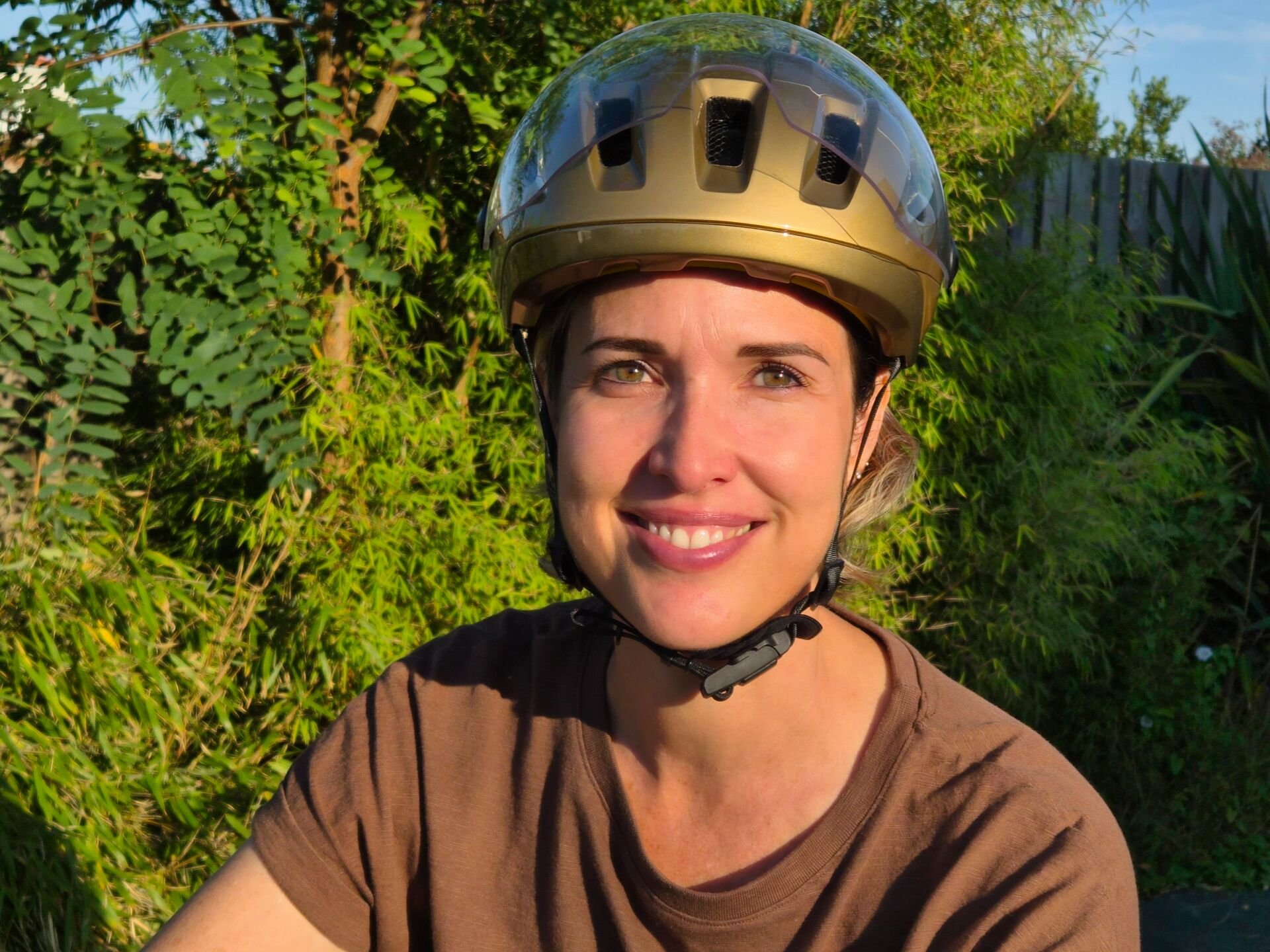 Boucle magnétique Fidlock casque vélo MET Intercity MIPS