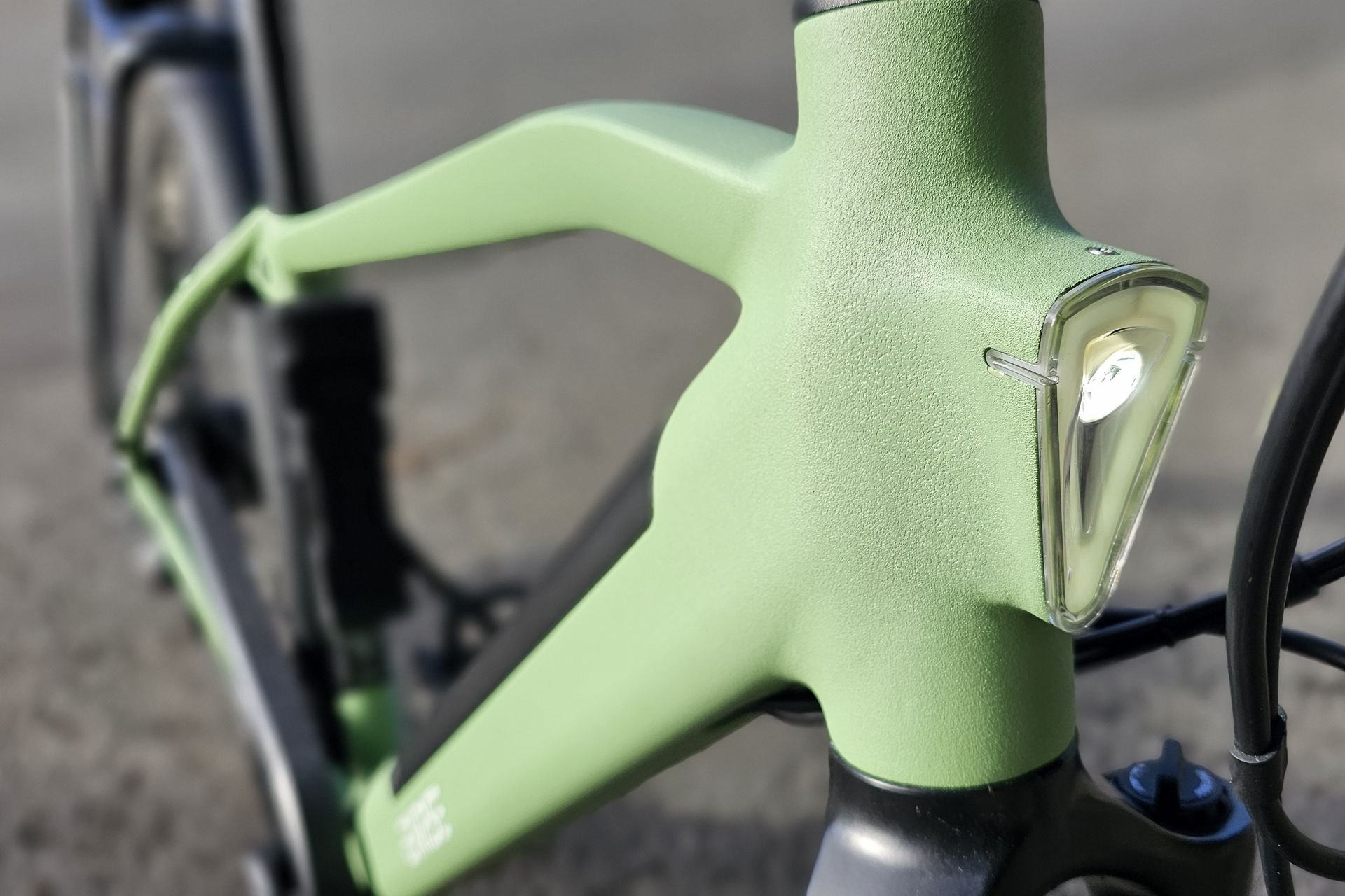 Ellipse E2 design cadre