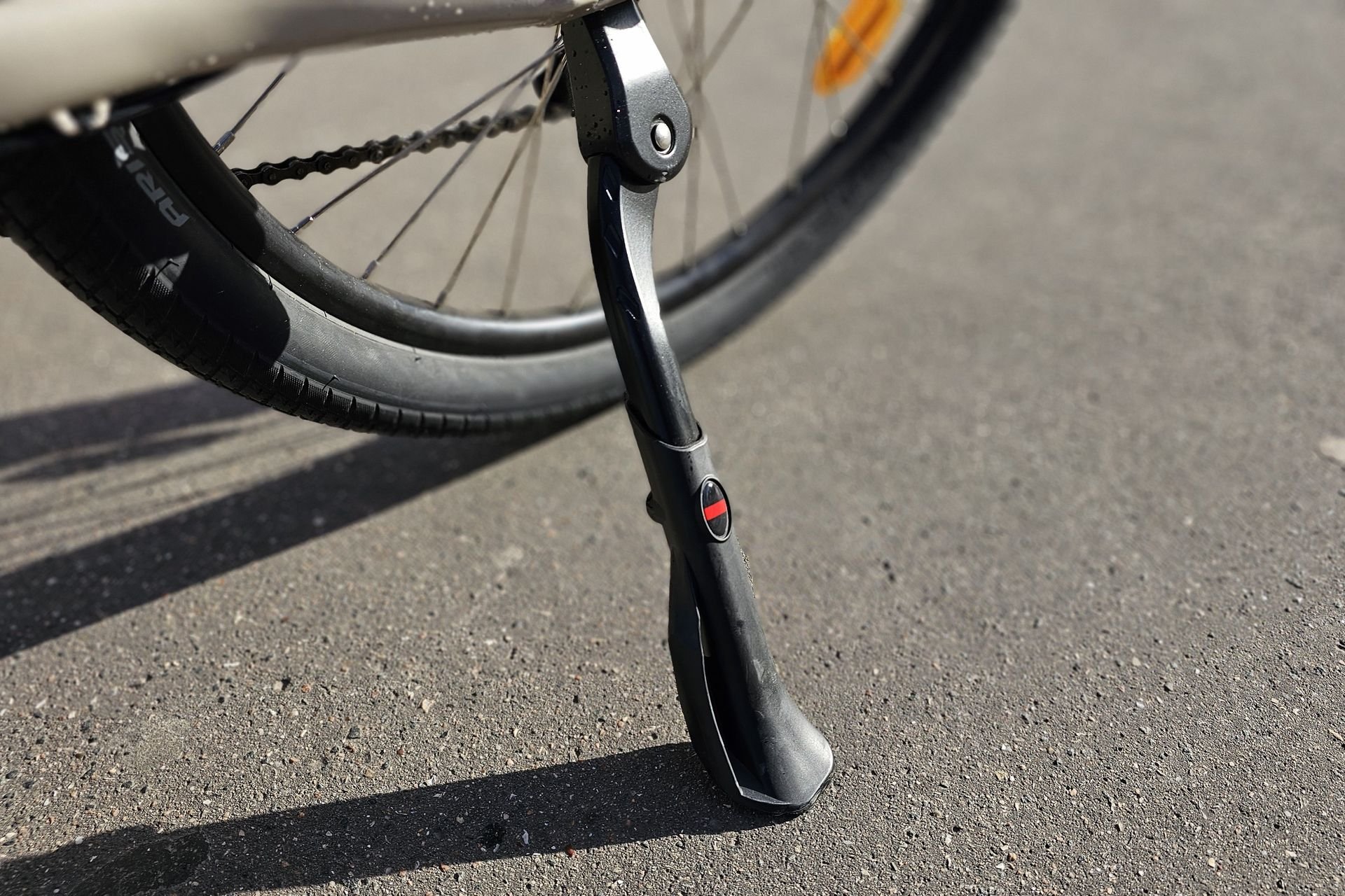 Intersport Nakamura Crossover E béquille