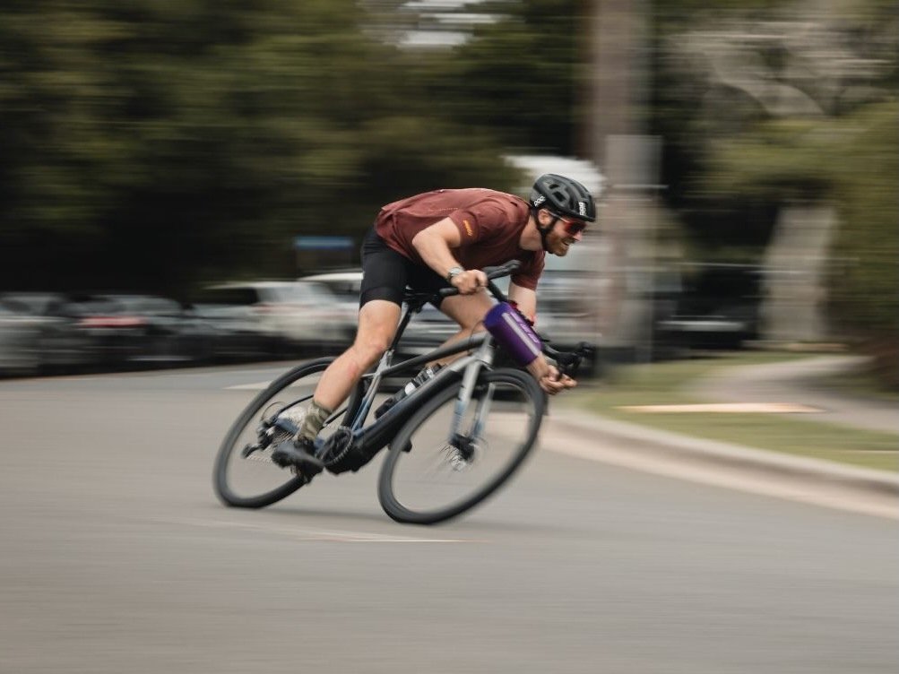 Marin Lombard E gravel électrique Bosch SX sur route et chemin