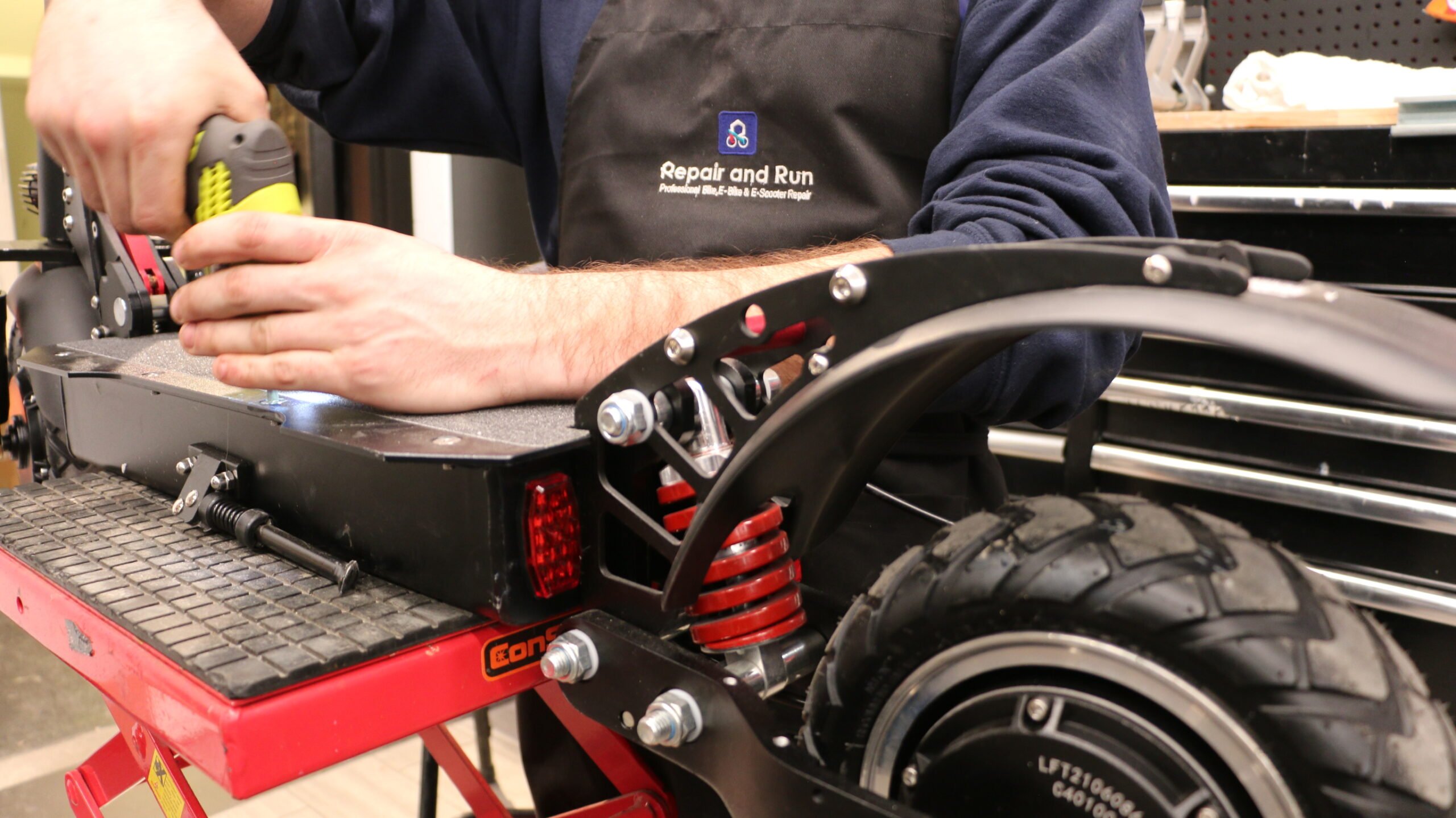 Réparation vélo et trottinette – Réseau Repair and Run