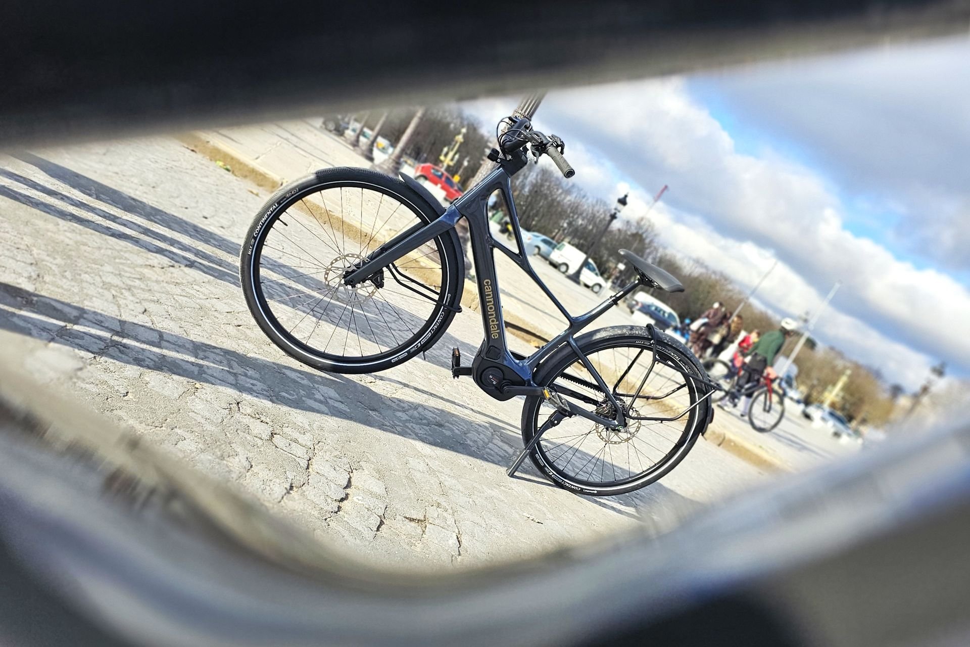 Cannondale FlyingV design