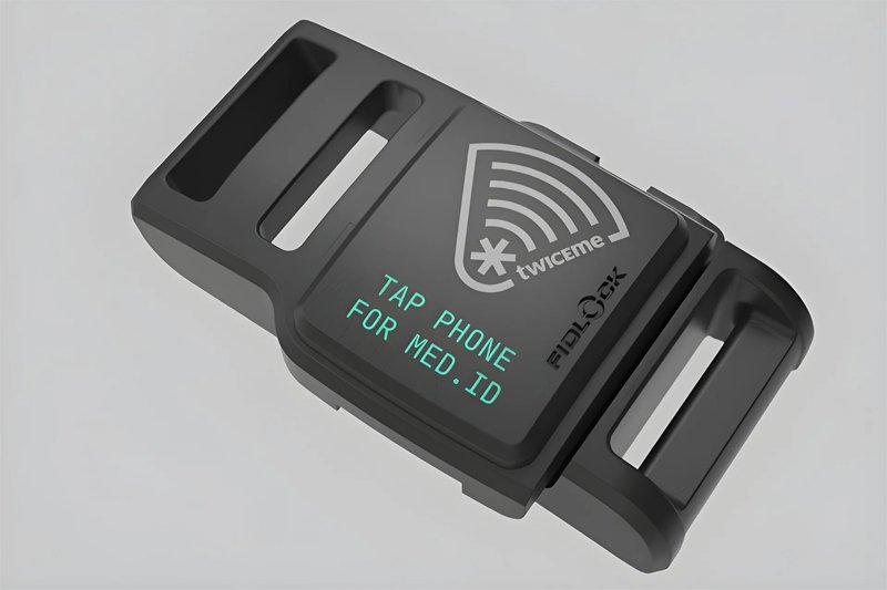 Boucle SNAP FIDLOCK avec technologie NFC Twiceme intégrée pour transmettre données médicales aux secours