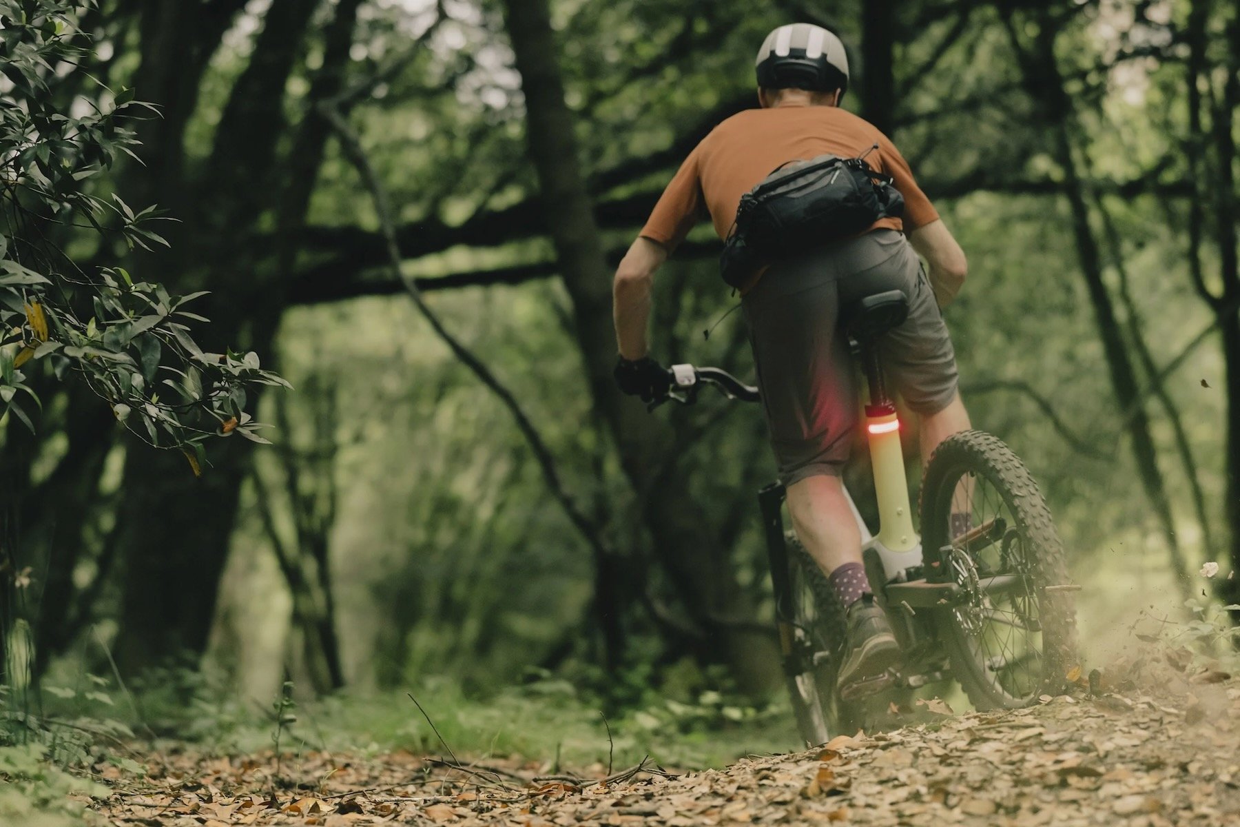 Vélo électrique premium Also TM-B de la spin-off de Rivian lors de son lancement aux États-Unis