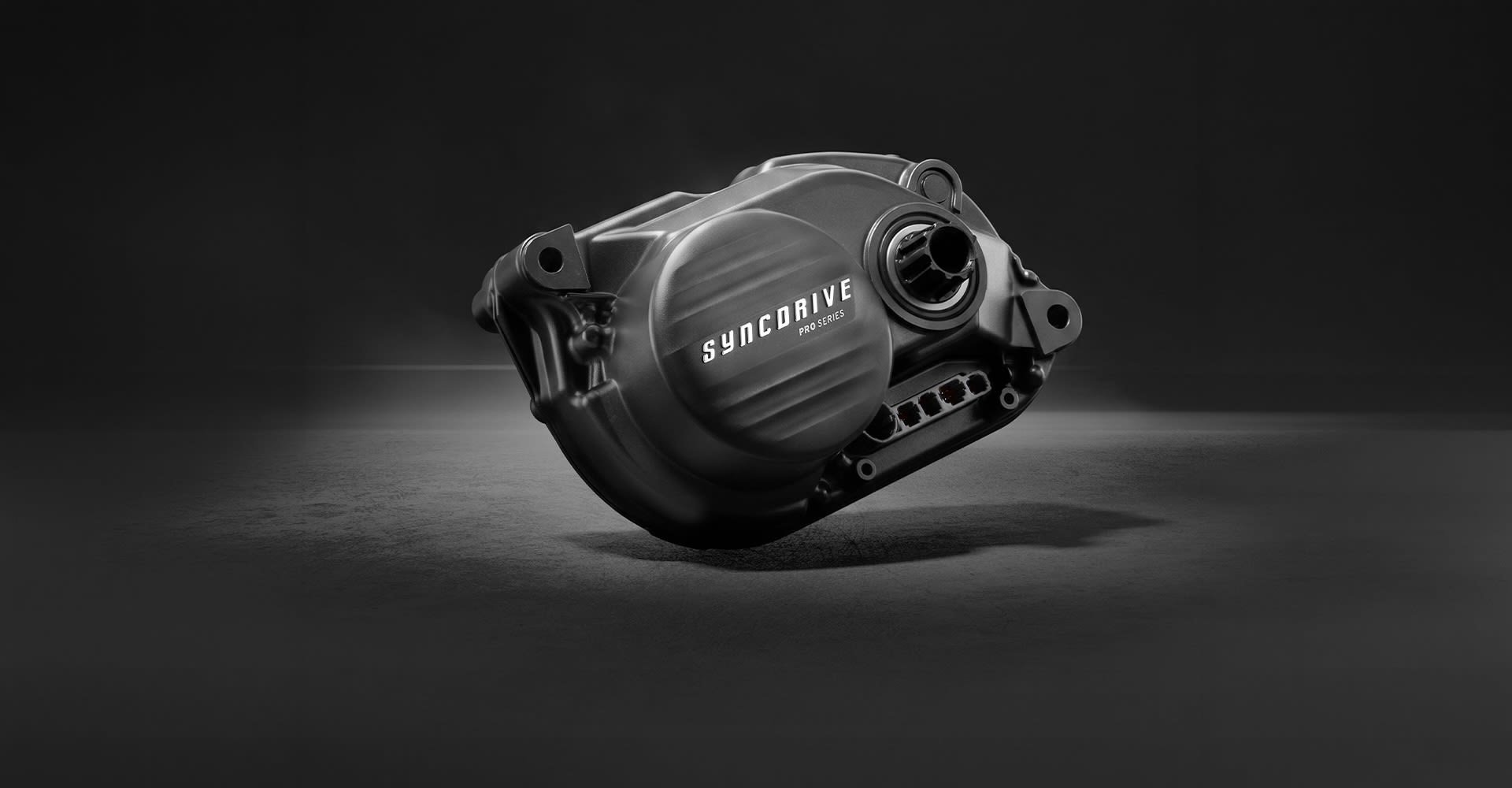 Moteur central Giant SyncDrive Pro 4 de 120 Nm et 850 W pour VTT electrique, architecture 48 V