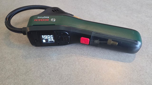 Gonfleur électrique Bosch EasyPump V2 compact pour vélo et trottinette