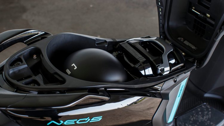 Coffre du Yamaha Neo's