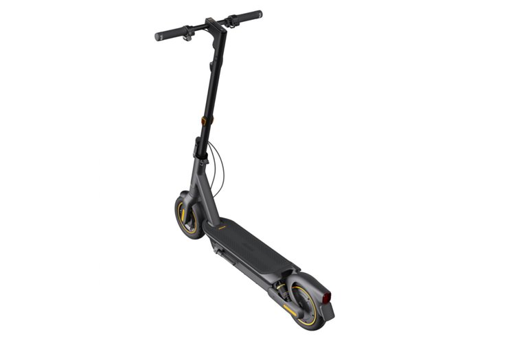 La batterie de la KickScooter MAX G2 cumule 551 Wh de capacité énergétique