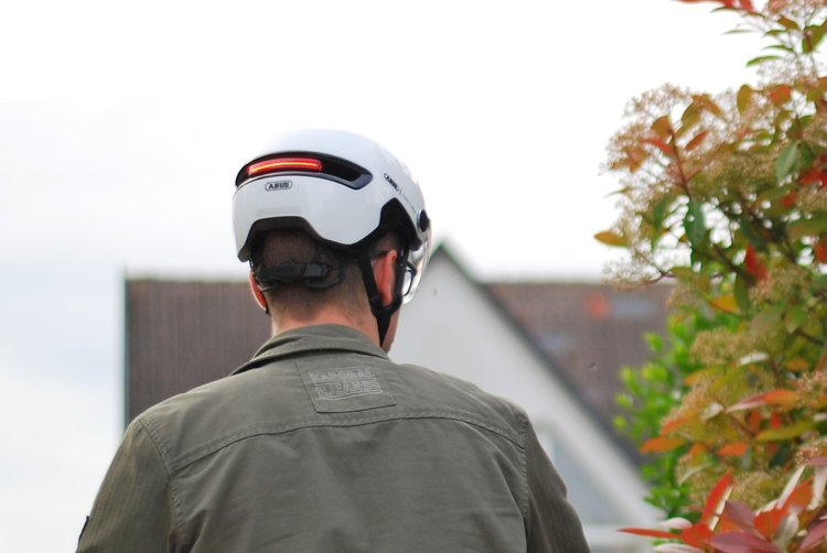 Abus Hud-Y Ace casque vélo urbain