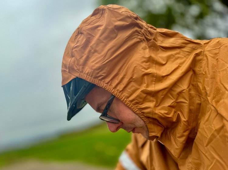 DECATHLON BTWIN PONCHO PLUIE VISIBILITE NUIT VELO VILLE 540