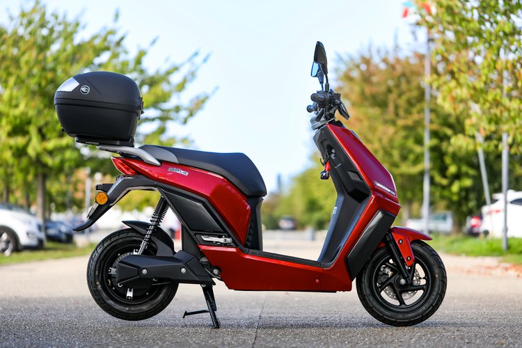 Un scooter électrique compact