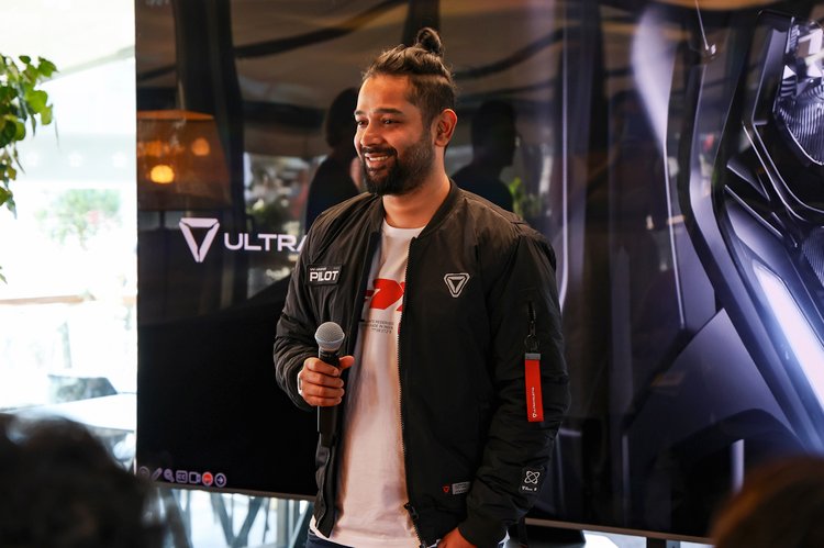 Lancement de l'Ultraviolette F77 SuperStreet à Paris