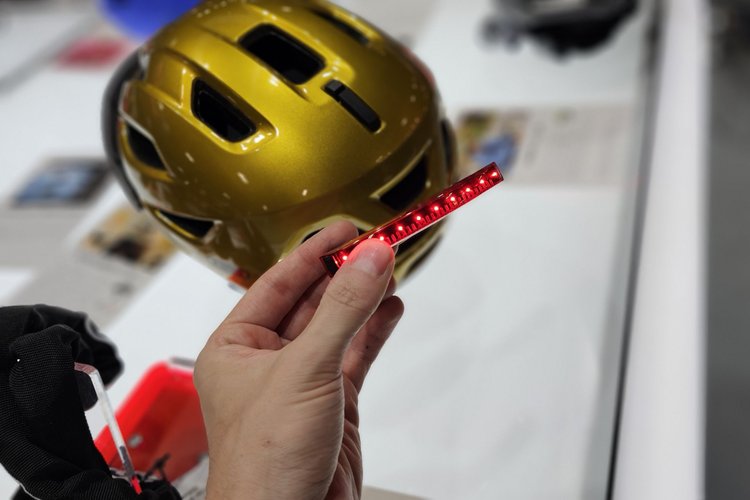 Abus Urban-I 4.0 casque vélo 2025 éclairage amovible
