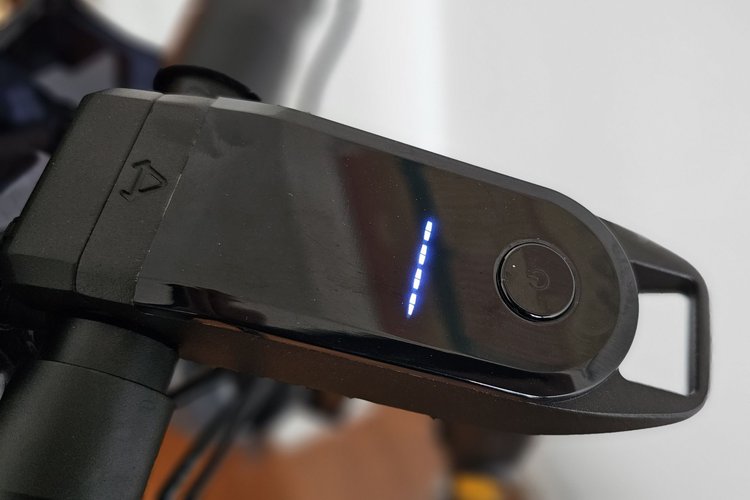 Niu KQi 200F recharge écran