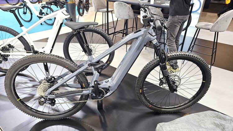 Peugeot eM01 2026 VTT électrique