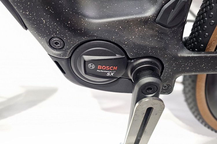 Raymon Norza Ultra 700 2026 moteur Bosch SX