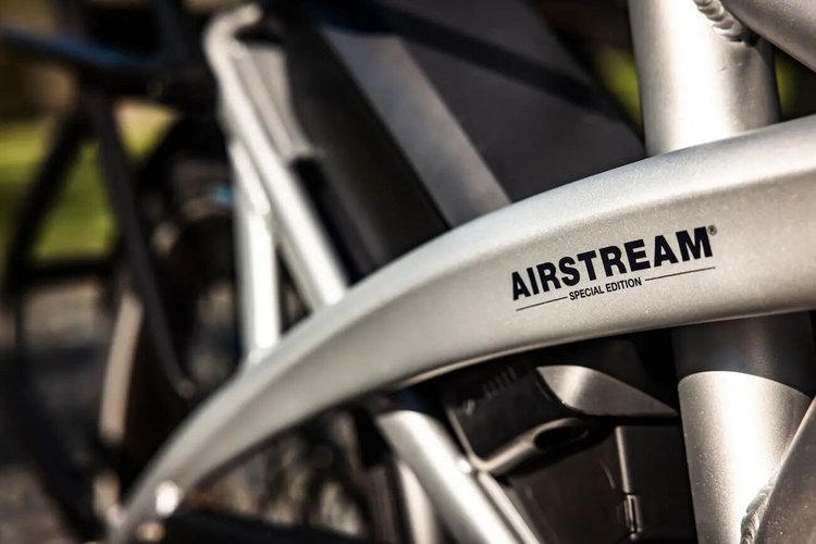 Tern Airstream VAE caravane