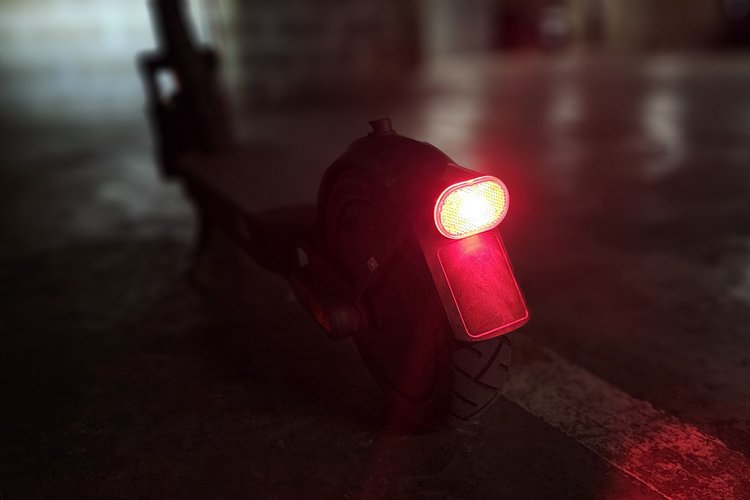 Xiaomi Electric Scooter 5 feu arrière