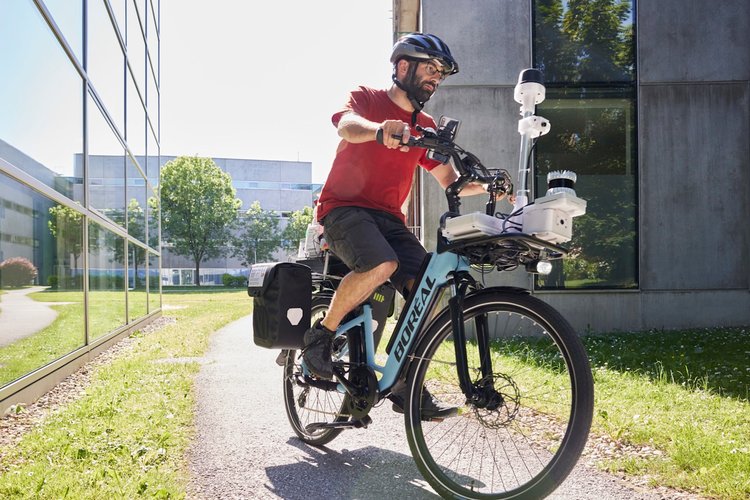 Prototype de vélo électrique connecté équipé de capteurs V2X Boreal