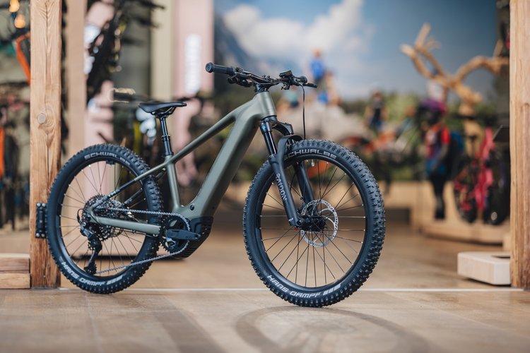 Gamme Cube 2026 : nouveaux vélos électriques, comparatif des modèles VTT, trekking, cargo et urbains