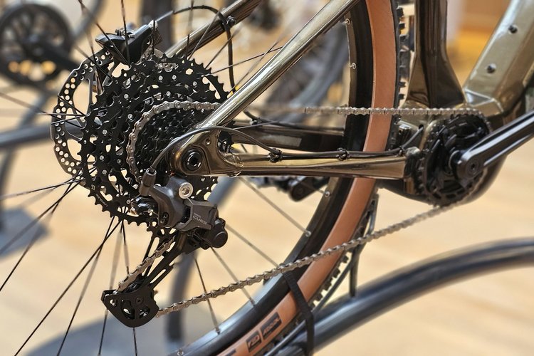 Nakamura E-Summit 990 transmission