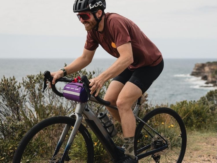 Marin Lombard E gravel électrique Bosch SX sur route et chemin