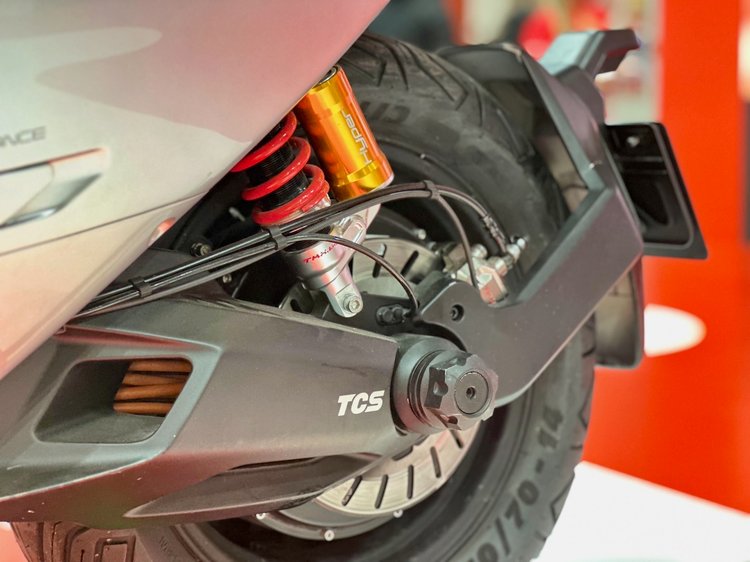 NIU Concept 06, scooter électrique 125 cm³ sur le stand NIU à l’EICMA 2025