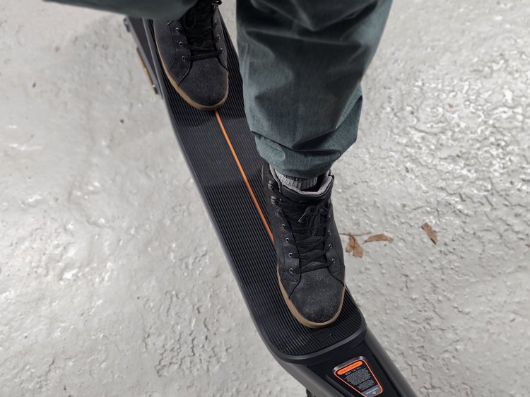 Xiaomi Electric Scooter 6 Pro deck