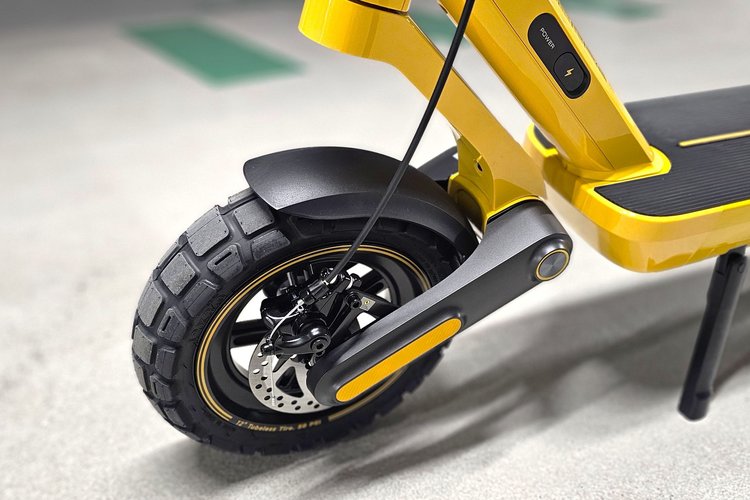 Xiaomi Electric Scooter 6 Ultra roue suspension