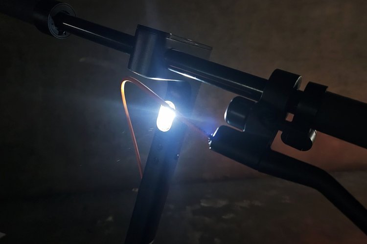 Xiaomi Electric Scooter 6 Pro éclairage avant